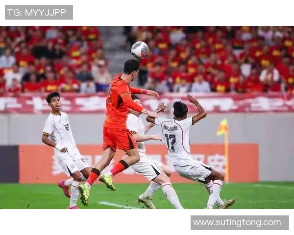 中国足球发展与外国球星影响力对比分析与未来展望 中国足球发展与外国球星影响力对比分析与未来展望