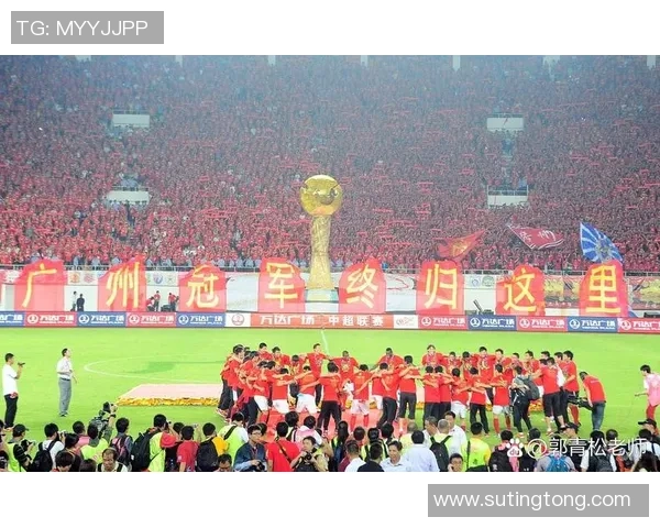 从五人制足球起步的传奇球星们如何在世界舞台上崭露头角